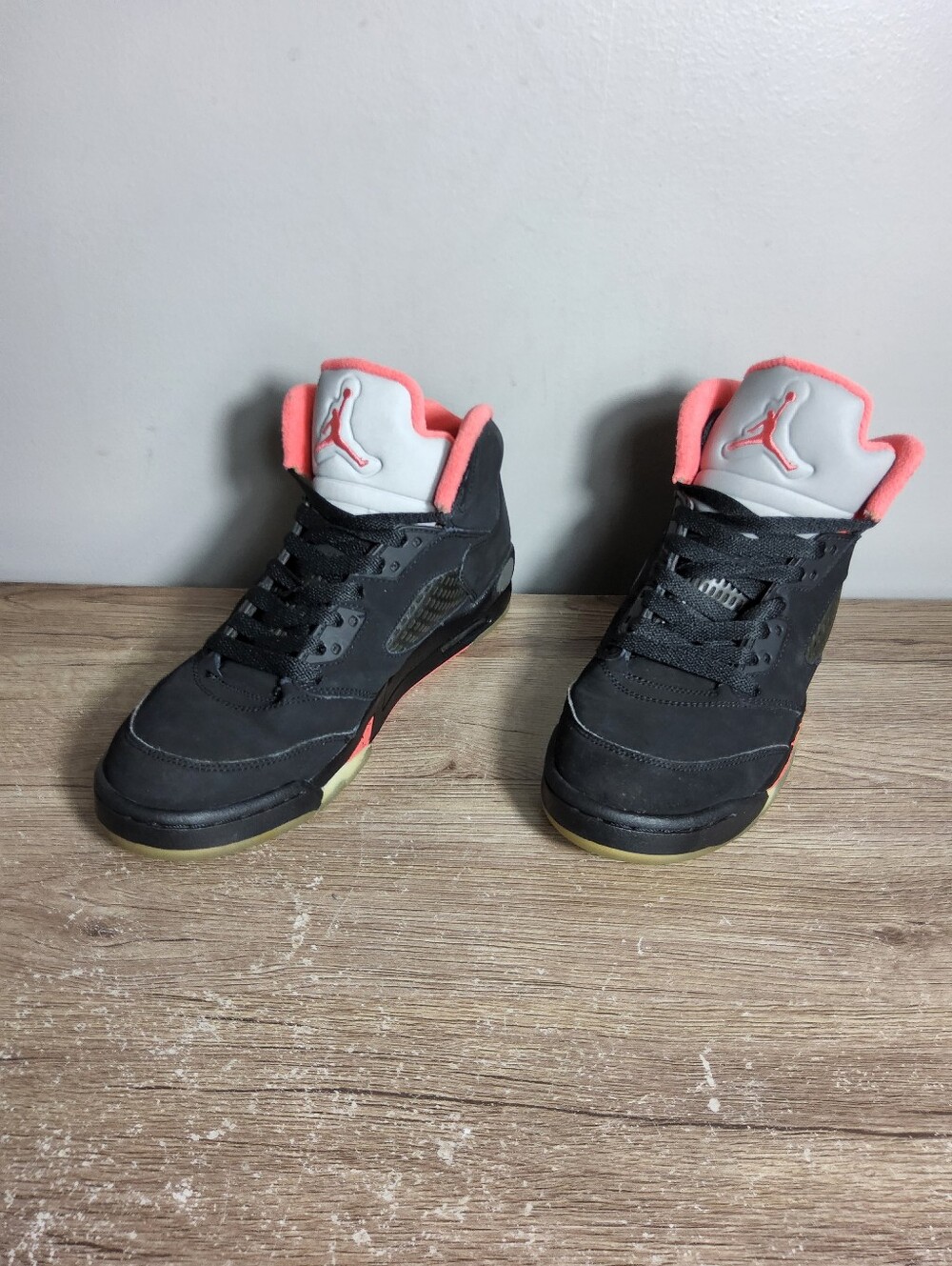 Nike Air Jordan 5 Retro GS Black Alarming Red 2011 Size 7Y 440892-001